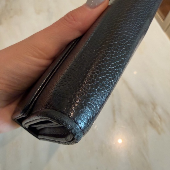 CHANEL Black Pebbled Leather Wallet - Picture 5 of 7